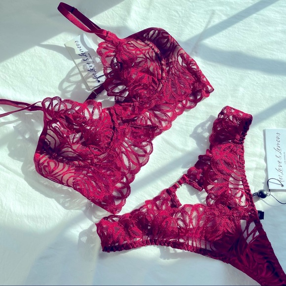 For Love And Lemons Other - 2 PIECE FOR LOVE & LEMONS After Dark Plunge Bra & Thong set